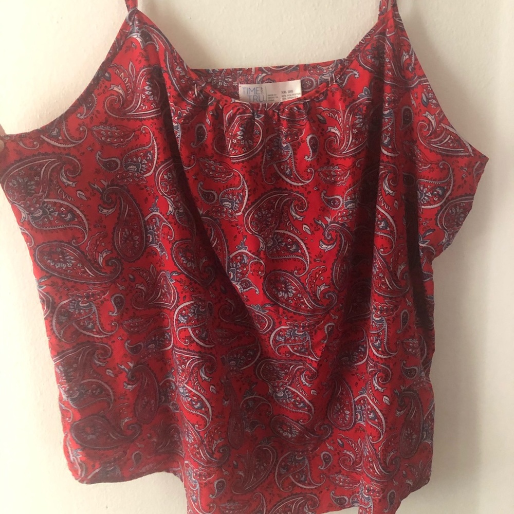 Time and Tru tank top